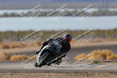 media/Dec-18-2022-SoCal Trackdays (Sun) [[8099a50955]]/Turn 14 (940am)/